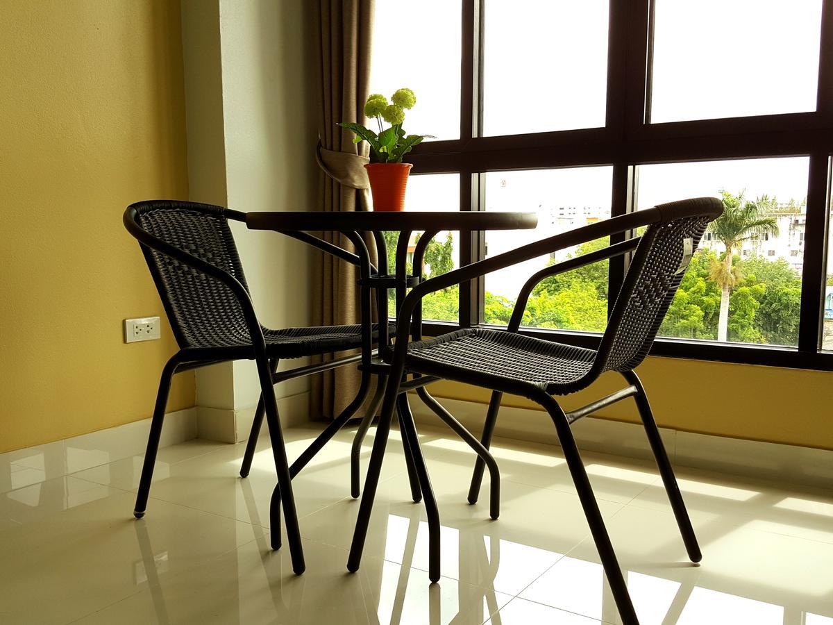 The All 24 Luxury Residence Bangkok Luaran gambar