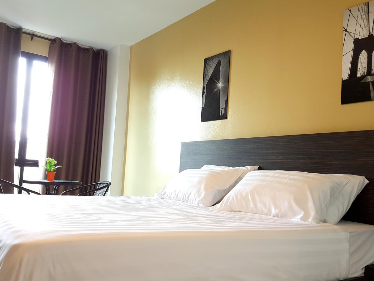 The All 24 Luxury Residence Bangkok Luaran gambar